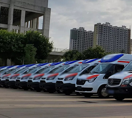 阿勒泰市服务车队展示